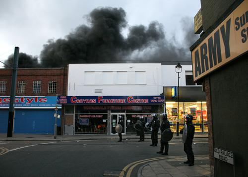 Pictures as copycat rioting hit south London after problems in Tottenham.