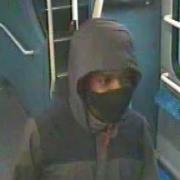 Thornton Heath bus CCTV images of homophobic stabbing suspect