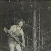 Land Girl Peggie Wicks during the war
