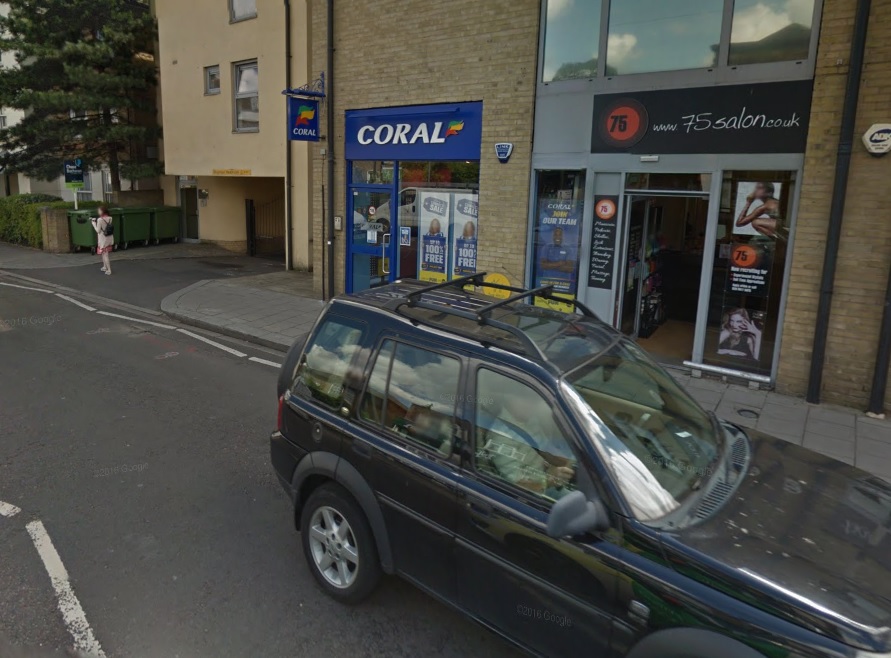 UPDATE: Hampton Hill betting shop robbed in broad daylight