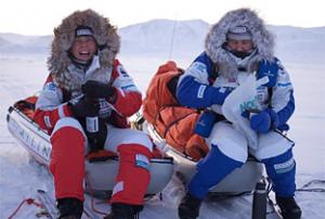 Pen Hadow and Ann Daniels while preparing for the expedition in Broughton Island, Canada 