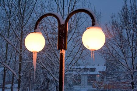 Icy street lights in Purley. Sent in by David Nanton