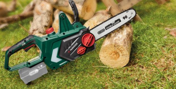 Your Local Guardian: Parkside 20V Cordless Chainsaw – Bare Unit. (Lidl)