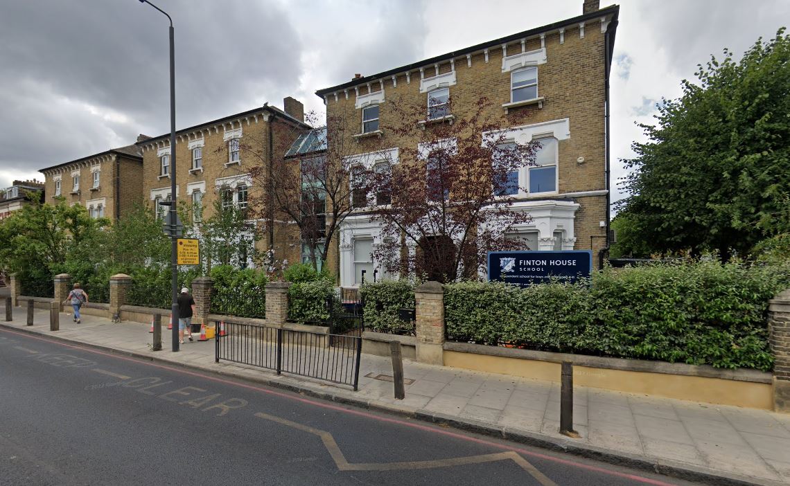 South London teacher accused of stroking pupil’s thigh is banned