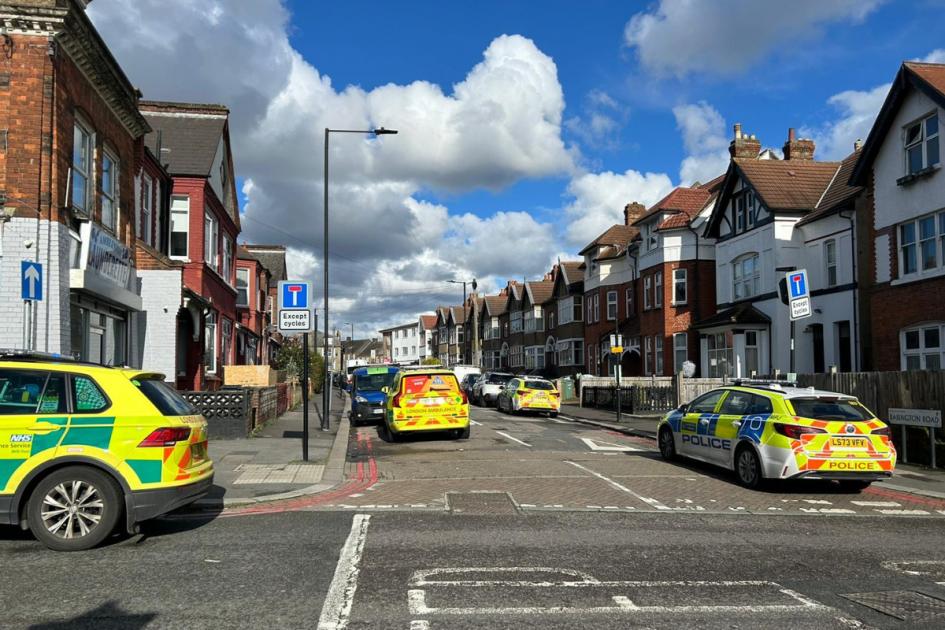 Babington Road Streatham incident: Emergency services presence - Sutton & Croydon Guardian