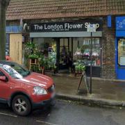 The south London florists offering FREE flowers to these special people