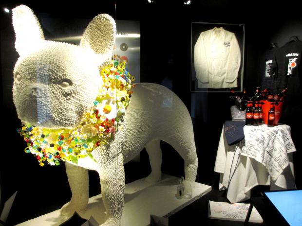 Your Local Guardian: A giant bulli (French bulldog) made from piped meringue to celebrate the last day of the restaurant